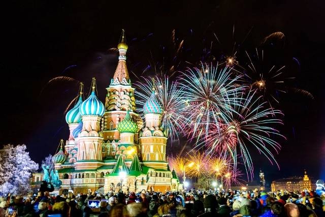Стоит ли москвичам ожидать традиционный салют на День России 12 июня 2021 года