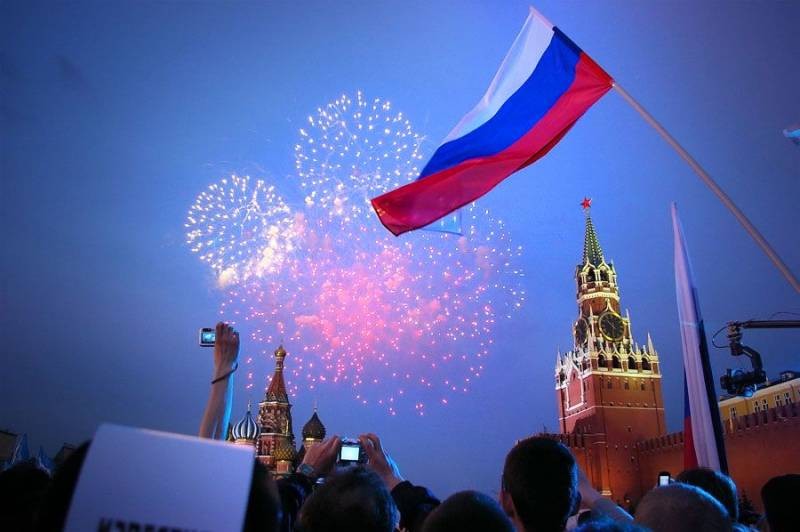 Стоит ли москвичам ожидать традиционный салют на День России 12 июня 2021 года