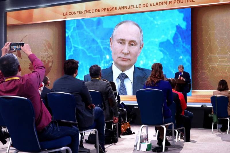Впервые за два года пройдет прямая линия с Владимиром Путиным