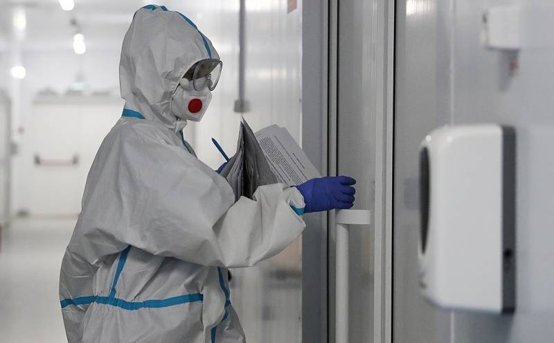 В Кремле прокомментировали возможность введения локдауна в июне 2021 году