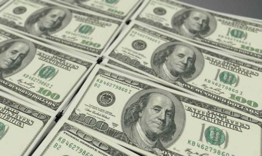 Валютный передел: к чему приведет отказ от доллара в ФНБ России