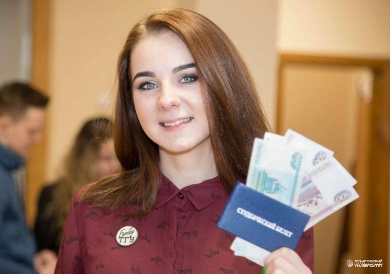 В 2021 году появятся новые выплаты детям и студентам