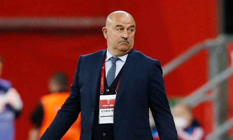 Главный тренер сборной России по футболу Станислав Черчесов был уволен со своего поста 8 июля 2021 года