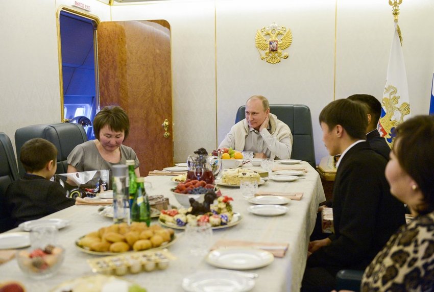 Что нам известно про самолёт президента