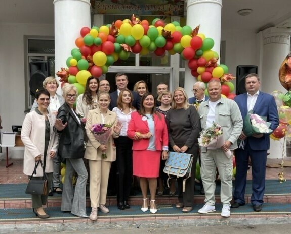 Певица МакSим впервые появилась на публике после комы