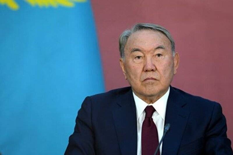 Назарбаеву предложили возглавить Совет мудрецов