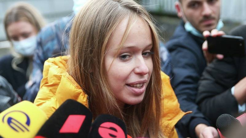 Девушка Саакашвили заявила, что его отношения с супругой окончены