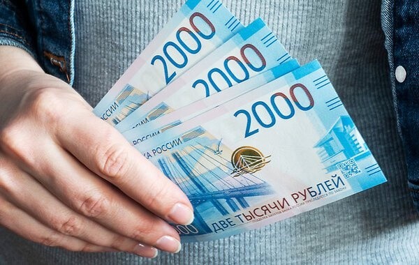 Россияне пытаются понять, будут ли новые коронавирусные выплаты