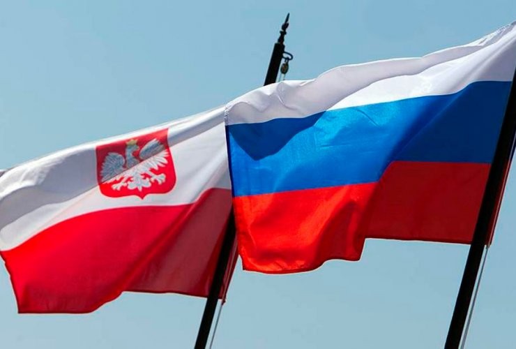 Газовое противостояние: ответ «Газпрома» на обращение Польши о снижении цены на энергоноситель