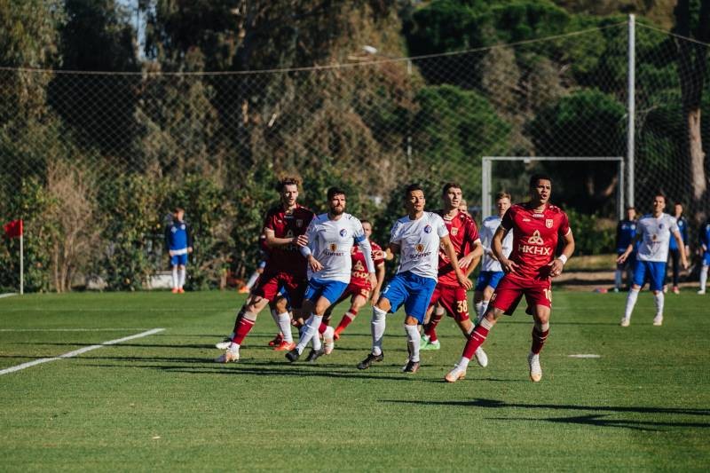 «Рубин» и «Факел» забили восемь голов в товарищеской игре