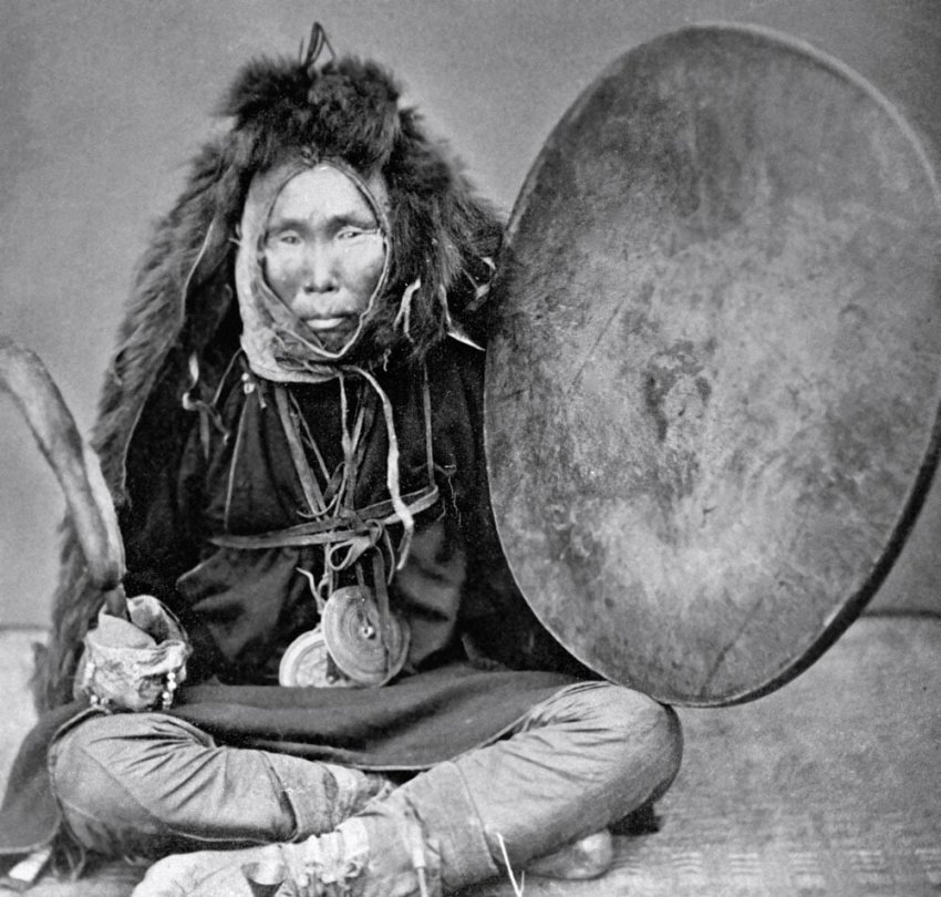 Как в СССР боролись с шаманами