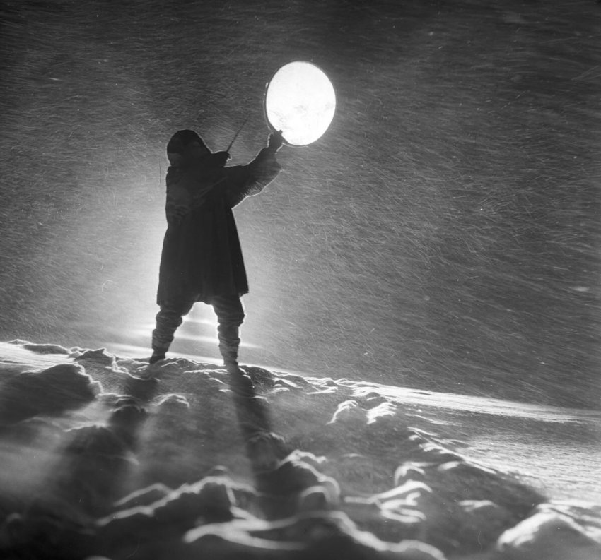 Как в СССР боролись с шаманами