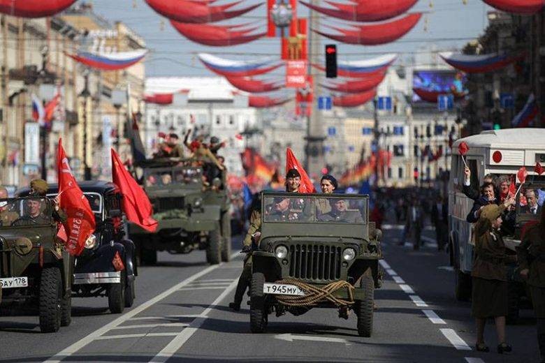 На Параде Победы 2022 в Москве продемонстрируют всю мощь авиации РФ