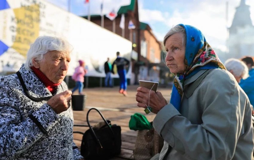 В Госдуме предложили повысить пенсии работающим пенсионерам с 1 июля