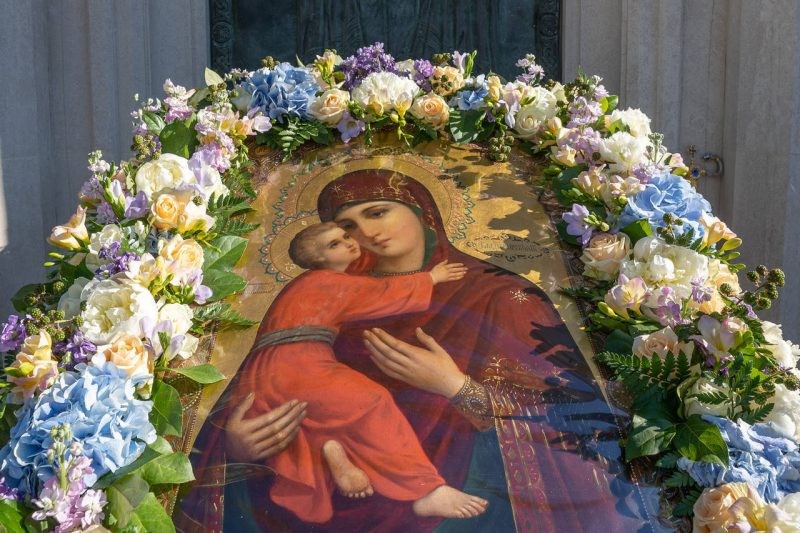 Празднование в честь сретения Владимирской иконы Пресвятой Богородицы выпадает на 8 сентября 2022 года