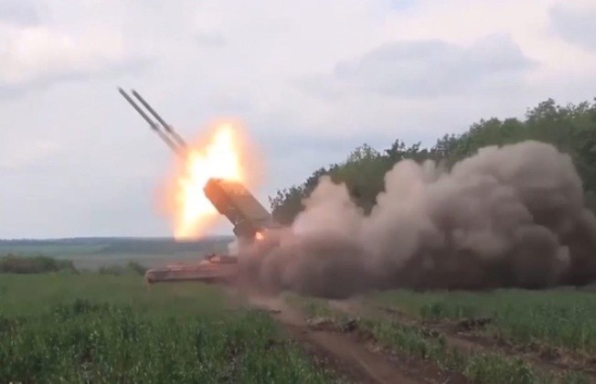 Украинские военные продолжают концентрировать свои силы под Харьковом