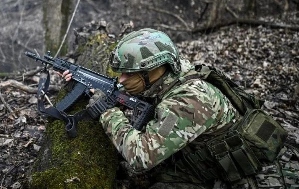Юрий Подоляка в свежей сводке от 08.05.2025 сообщил о том, что ВС РФ закрепились в центре Григорьевки