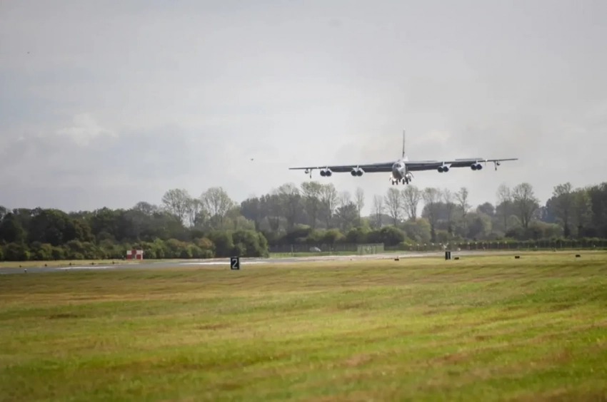 На учениях в Британии B-52 отработают действия против равного противника
