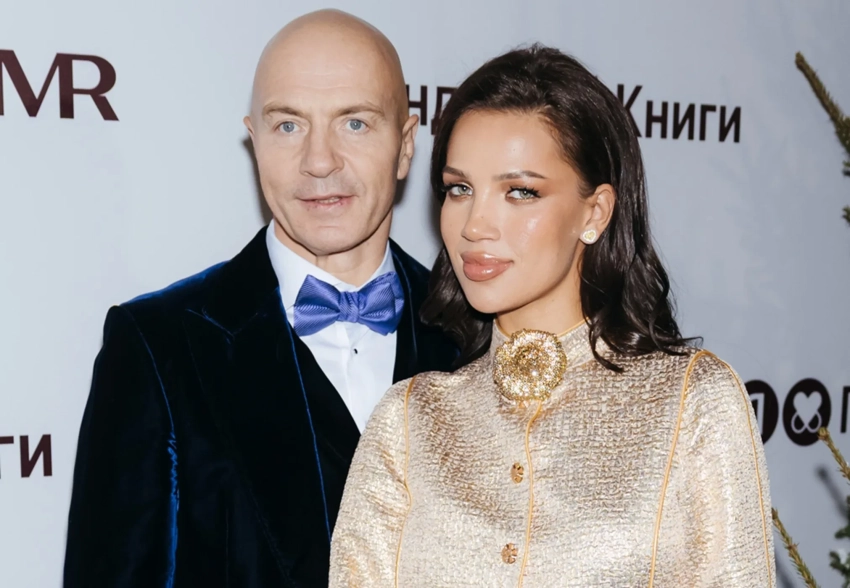 Chanel и бриллианты. Миллионер Олег Новиков вышел в свет с женой — экс-участницей "Дома 2" Инессой Шевчук