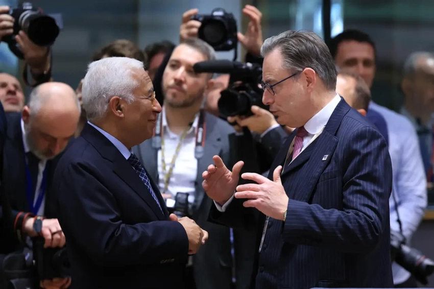 «Простите, но мне нужно на дачу под Санкт-Петербургом» - премьер Бельгии