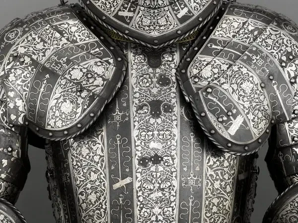 Доспехи дофина и трёх королей