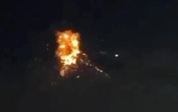 Очевидцы рассказали о серии мощных взрывов над Саратовым в ночь на 19 января: первые подробности