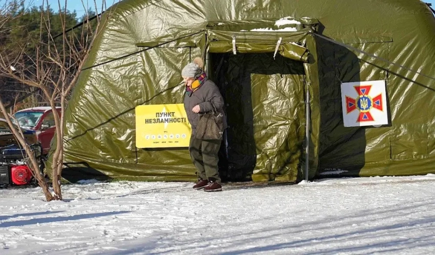 Украинцы в обесточенном Берлине открыли бесплатный «Пункт несокрушимости»