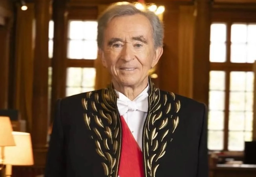 Миллиардера Бернара Арно приняли в Академию моральных и политических наук