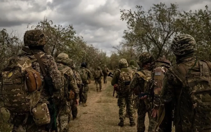 Дмитриев: вывод ВСУ из Донбасса является путём к миру для Украины