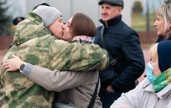 Возвращение домой мобилизованных бойцов: когда стартует демобилизация с СВО? Новые экспертные точки зрения на 21.02.2026