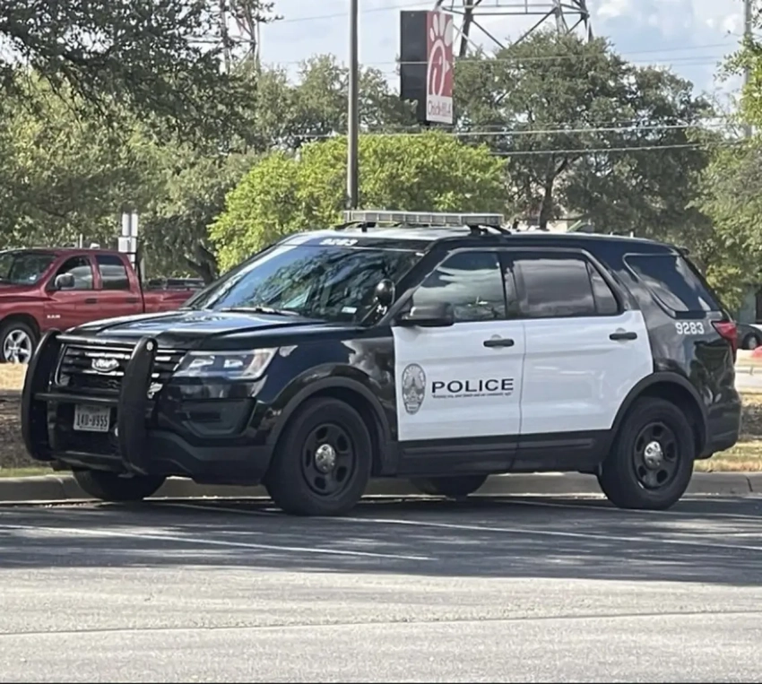 Дома у устроившего стрельбу в Техасе нашли портрет аятоллы Хаменеи