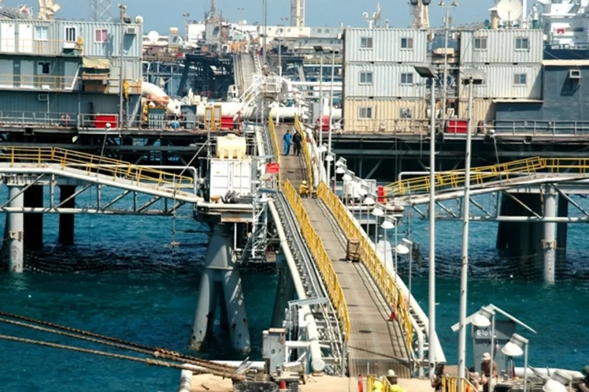 Дроны атаковали объекты британской нефтяной компании в иракском городе Басра